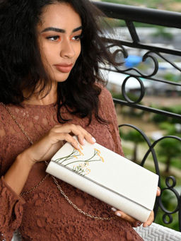 Odette - White Extured Minimalistic Floral Detailing Clutch