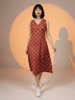 Varanga - Modern Printed Chic Dress