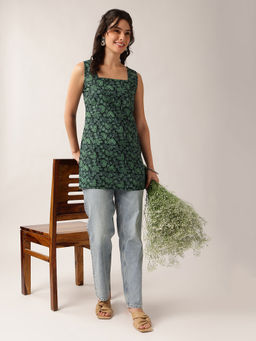 Vbuyz - Women Green Cotton Sleeveless Tunic