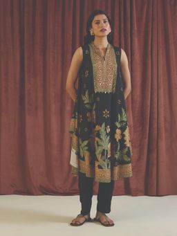 THREE-THREE - Rhea Kurta with Pant - Black