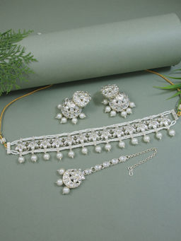 I Jewels - Gold Plated White Kundan and Pearl Choker Necklace Jewellery Set