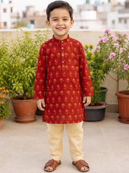 Campana - Maroon Floral Cotton Regular Kurta and Pyjama