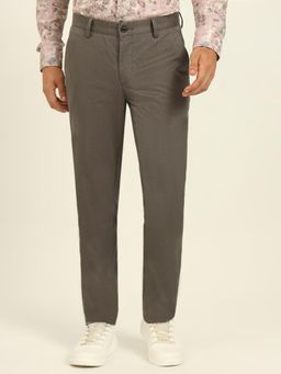 JadeBlue - Men Grey Cotton Blend Solid Slim Fit Trouser