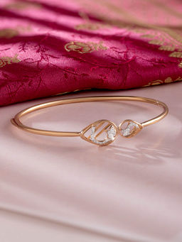 Mia by Tanishq - Beal Glam Gold and Diamond Bangle