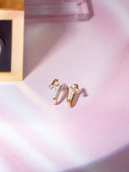 Mia by Tanishq - Groovy Glimmer Gold and Diamond Hoop Earrings