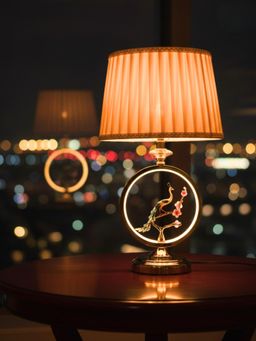 ELARE - Artistic Bedside Decorative Peacock Design Table Lamp