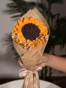 THE ZAPPY BOX - Single Bloom Handcrafted Crochet Sunflower Bouquet