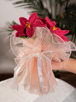 THE ZAPPY BOX - Handmade Everlasting Flowers Crochet Lily Bouquet