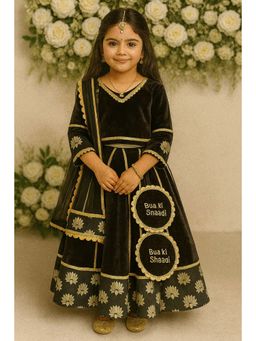 The Little Tales - Black Velvet Lehnga With Dupatta And Blouse (Bua Ki Shaadi )