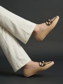 Beige color option, Currently selected