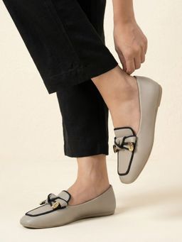 JODYHUB - Women Grey Loafers