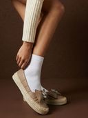 Beige color option
