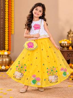 KiddoPanti - Girls Cotton Applique Co-ord Set