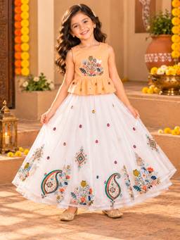 KiddoPanti - Girls Cotton Floral Embellished Co-ord Set