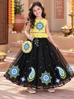 KiddoPanti - Girls Cotton Mandala Co-ord Set