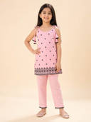 Pink color option, Currently selected