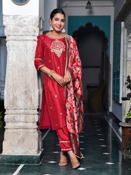 Vaasva Jaipur - Red Silk Embroidered Kurta with Pant and Printed Dupatta (Set of 3)