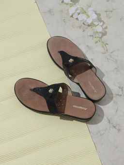 KNEETOES - Womens Classic Black Flower Cut-Work Sandals