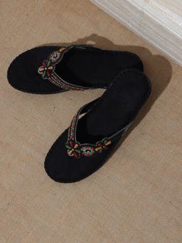 KNEETOES - Womens Bead Luxe Black Thong Sandals