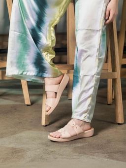 KNEETOES - Womens Subtle Nude Casual Open-Toe Sandals