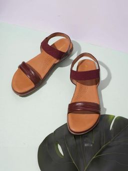 KNEETOES - Womens Soft Maroon Open-toe Casual Sandals