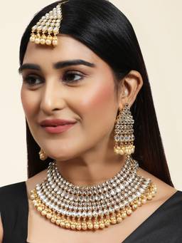 Anika's Creations - Kundan Stone Gold Plated Traditional Brass Bridal Jewellery Set Maangtikka Earring