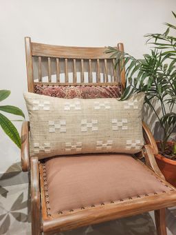 Zeba World - Beige Hand Knotted Embroidered Linen Pillow Cover (12 x 22 Inches)