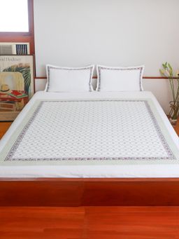 Zeba World - White Floral Block Printed Bedsheet with 2 Pillow Covers (King)