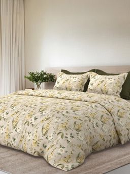 SANSAAR A D'DECOR BRAND LIVE CONSCIOUSLY - Della Sunstruck Yellow Bedsheet & 2 Pillow Covers (King)