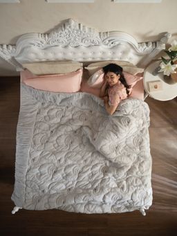 THE BABY TRUNK - Grey Feather Nest Ultra Soft Lightweight Quilt (King)