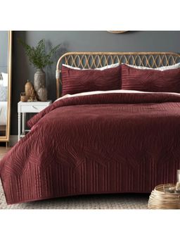 The Gharnish - Maroon Warmth & Comfort Bedsheet with 2 Pillow Covers (Double)