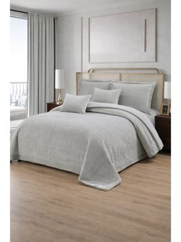 The Gharnish - Grey Blush Luxury Quilted Bed Cover with 2 Pillow & Cushion Covers (Double)