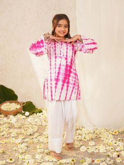 PSPeaches - Girls Pink Tie & Dye Kurta & Pant