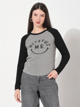 SHOWOFF - Women's Typography Grey Top