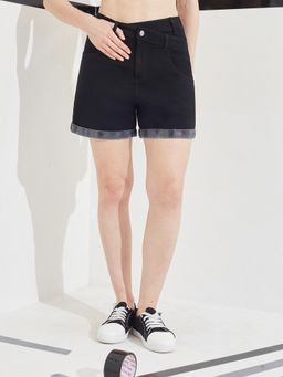 DOLCE CRUDO - Black Solid/Plain Shorts