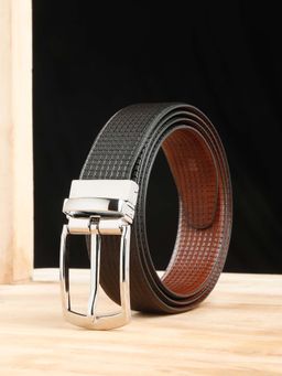 Teakwood - Men Classic Texture Finish Black & Brown Leather Reversible Belt
