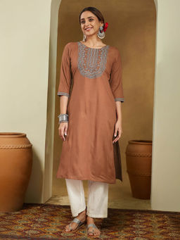 Janasya - Brown Rayon Embroidered Straight Kurta