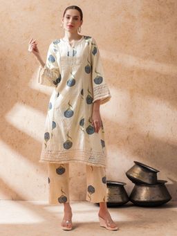 STYLEBAAZI - Women White Printed Kurta with Pant (Set of 2)