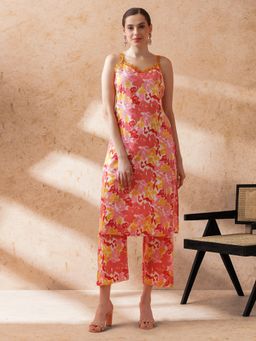 STYLEBAAZI - Women Pink Floral Kurta with Pant (Set of 2)