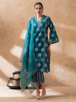 STYLEBAAZI - Women Blue Printed Kurta with Pant and Dupatta (Set of 3)