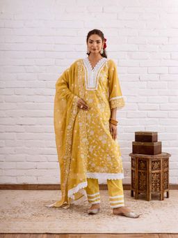 Hezal - Zoori Mustard Yellow Kota Doriya Embroidery Kurta With Pant And Dupatta (Set of 3)