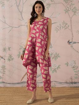 InWeave - Punch Pink Slit Kurta with Pant