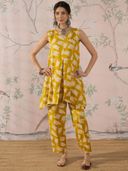 Yellow color option, Sold out, Currently selected