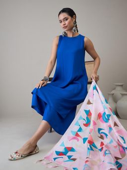 InWeave - D3 Ink Blue Round Neck Kurta with Short Palazzo & Dupatta