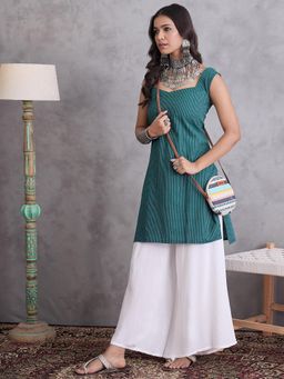 InWeave - Emerald Green Kantha Sweetheart Kurta with Palazzo