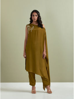 Priya Chaudhary - Olive Embroidered Crepe Kurta