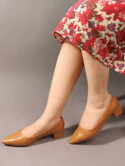 Carlton London - Tan Pull On Pointed Toe Women Pump Heels