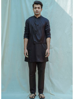 Bohame - Overlapped Cowl Kurta With Pajama In Black (Set of 2)