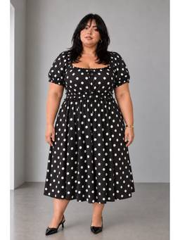 Beyond the Curve - VIRGIO - Black Polka Dots Viscose Fit And Flare Plus Size Dress