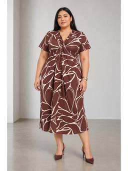 Beyond the Curve - VIRGIO - Brown Abstract Cotton Twist Front Plus Size Dress